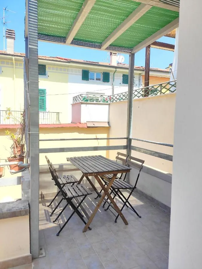 Ferienhaus La Casa In Passeggiata - Seancity Viareggio