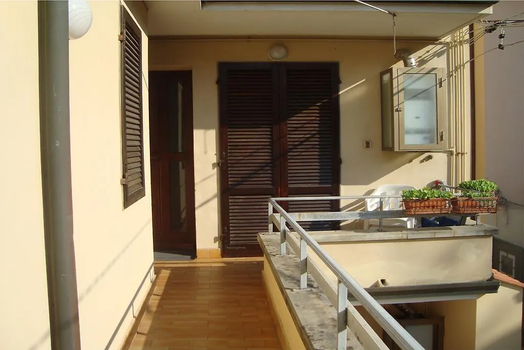 La Casa In Passeggiata - Seancity Viareggio Ferienhaus